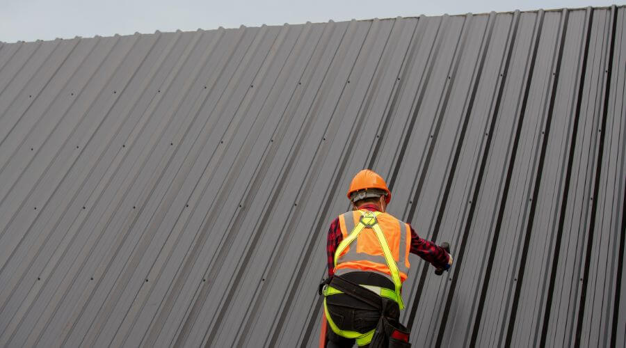 Professional metal roof installation services in Pleasant Hill, OR
